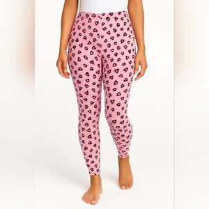 No Boundaries Pink Heart Pattern Leggings